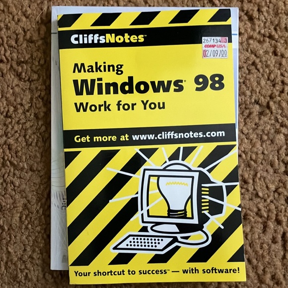 Vintage Windows 98 books - Picture 3 of 4